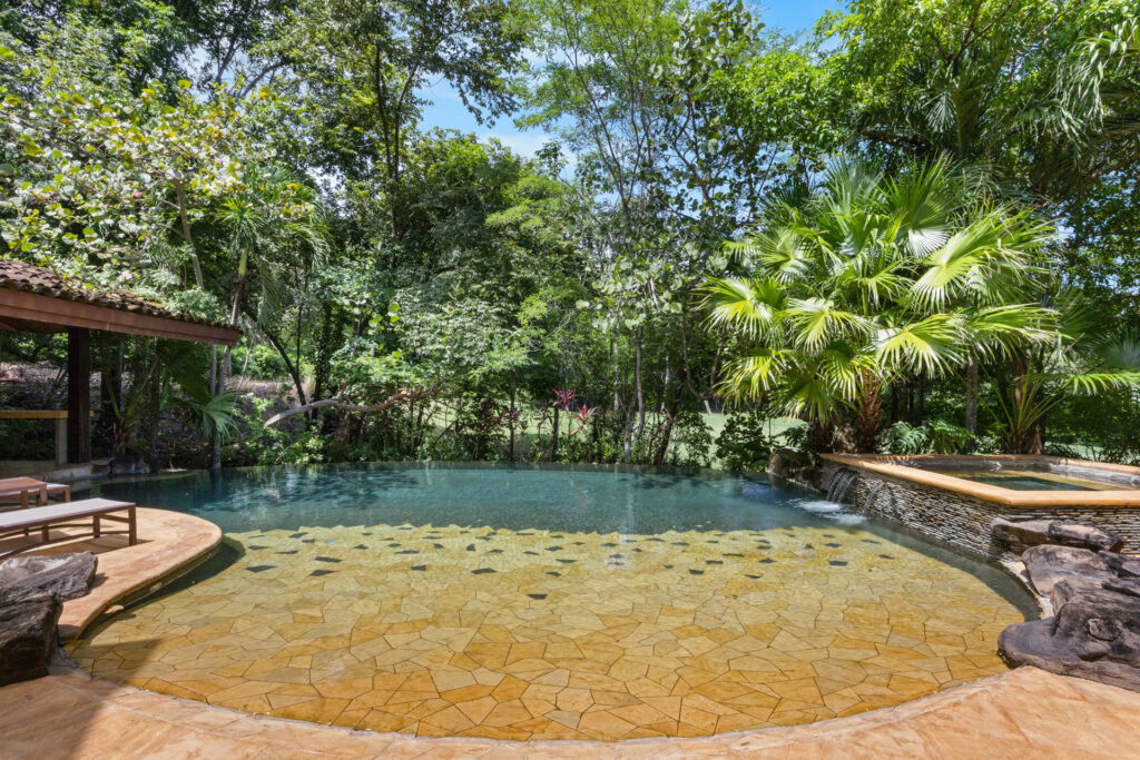 The beach-style pool entrance at Villa Conchal